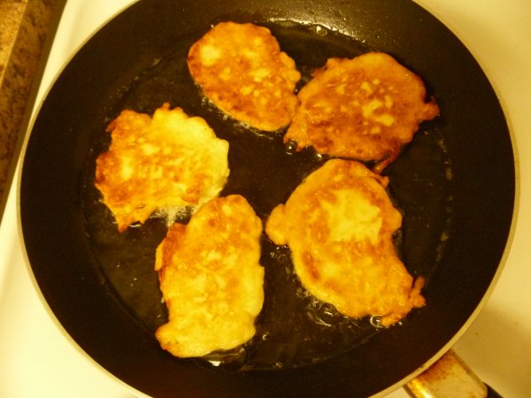 Clatite cu mere  Apple Pancakes1294